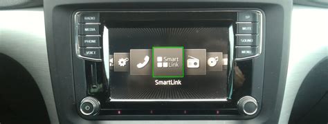 Возможности использования MirrorLink в автомобилях Skoda
