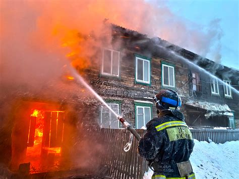 Крупный пожар в жилом районе: пострадавшие и причины возгорания